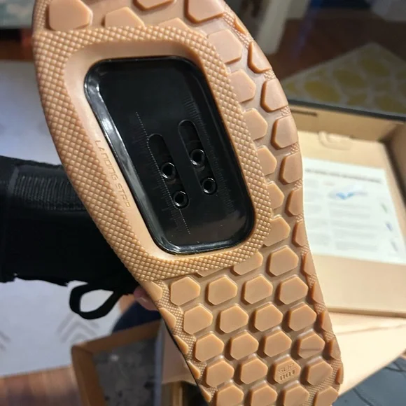 Specialized mountain bike shoes NIB. Too small and missed return window. - Picture 2 of 3